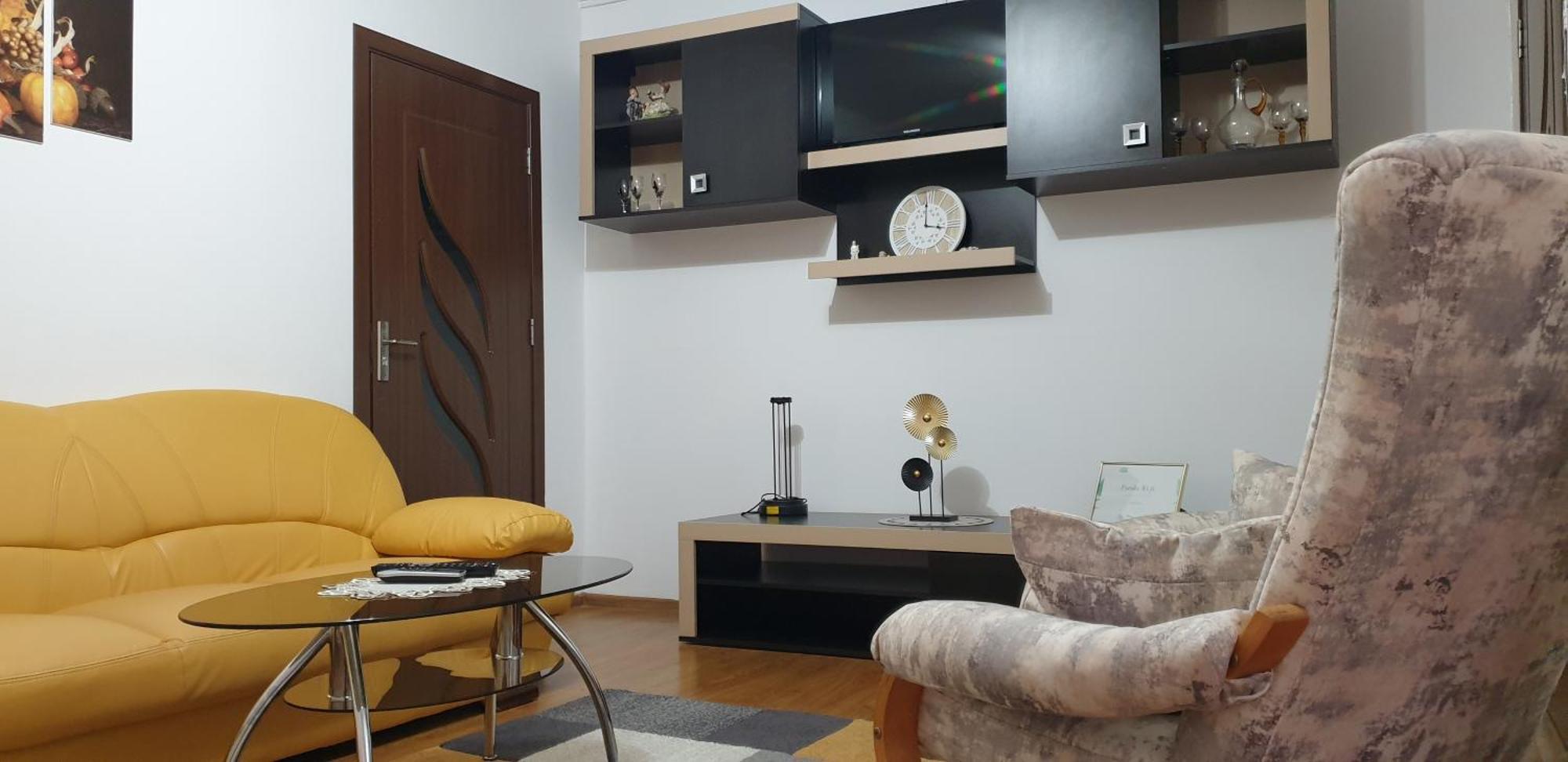 Elena Apartment Orsova Bagian luar foto